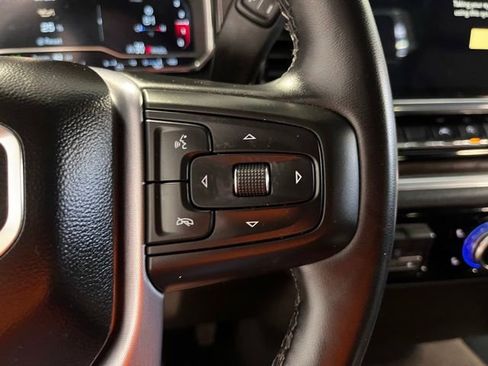 Used 2025 GMC Sierra 1500 SLT AWD/4WD image 28