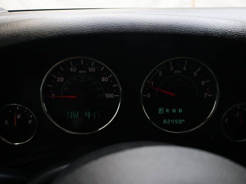 Used 2018 Jeep Wrangler Unlimited Sahara w/ Connectivity Group image 19