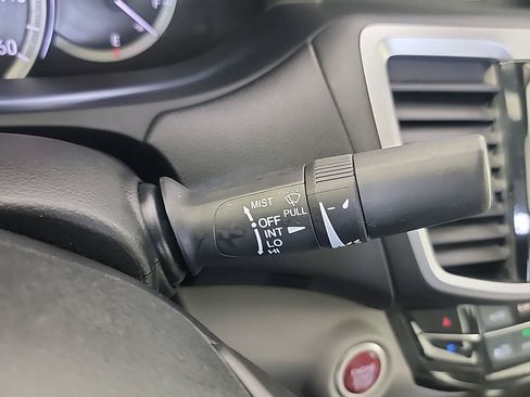 Used 2017 Honda Accord EX-L image 28