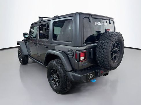 Used 2024 Jeep Wrangler Unlimited AWD/4WD image 7