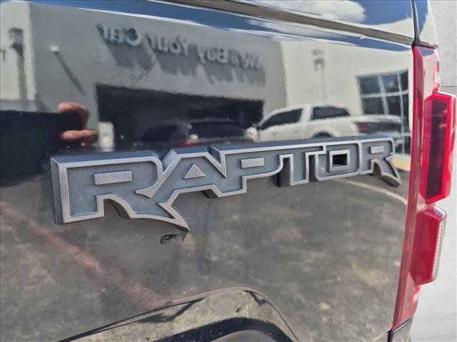 Used 2018 Ford F150 Raptor w/ Equipment Group 802A Luxury AWD/4WD image 27