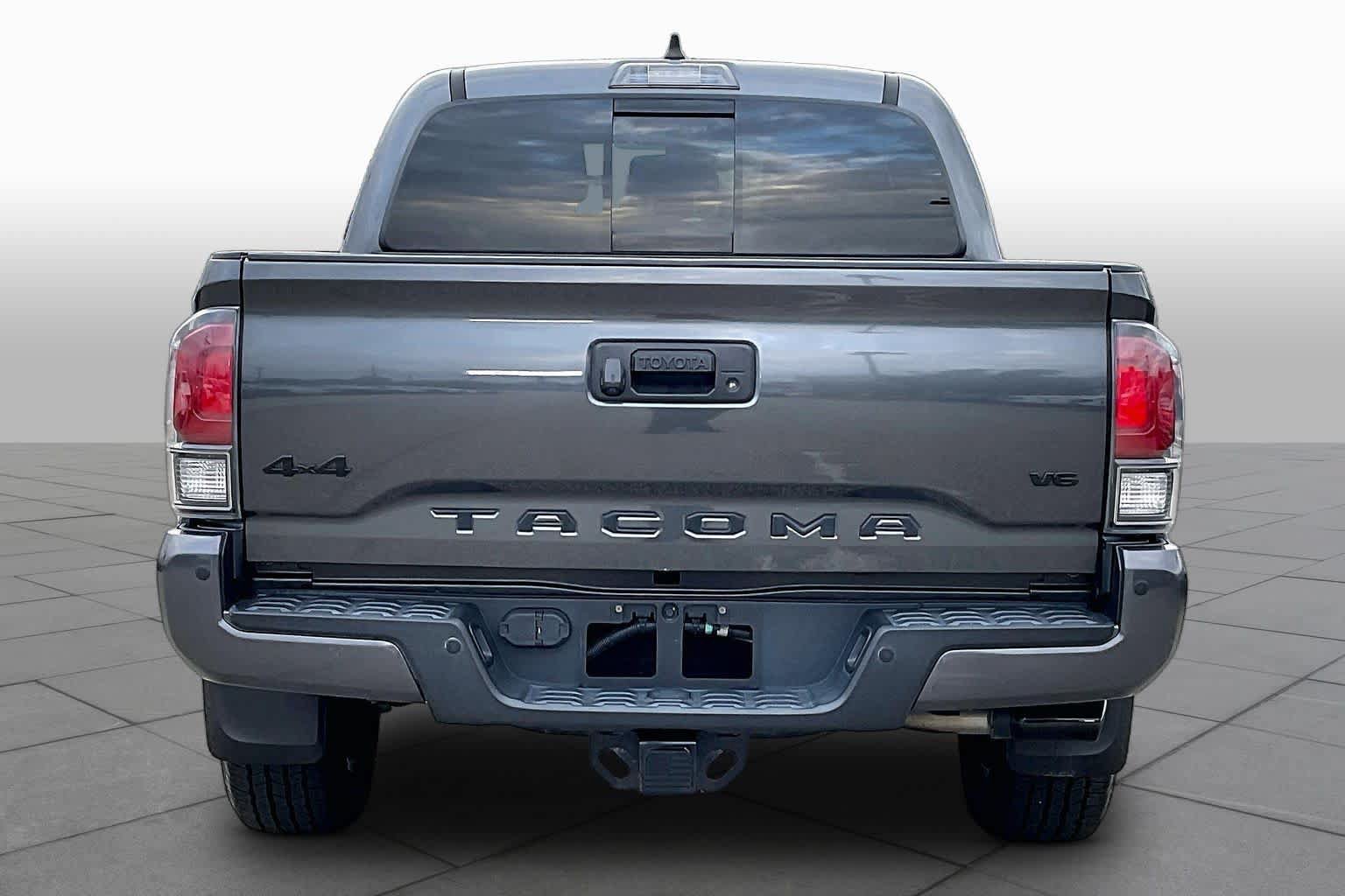 Used 2021 Toyota Tacoma Limited w/ Nightshade Package AWD/4WD image 5