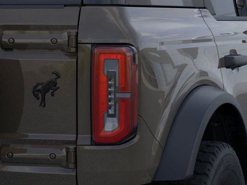 Certified 2025 Ford Bronco Outer Banks AWD/4WD image 23