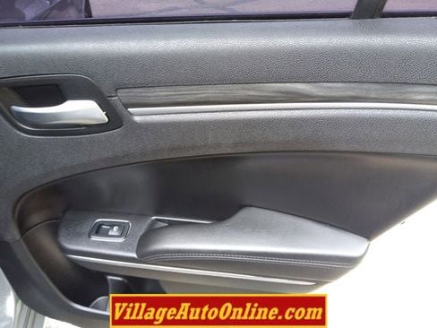 Used 2018 Chrysler 300 Touring w/ Sport Appearance Package image 36