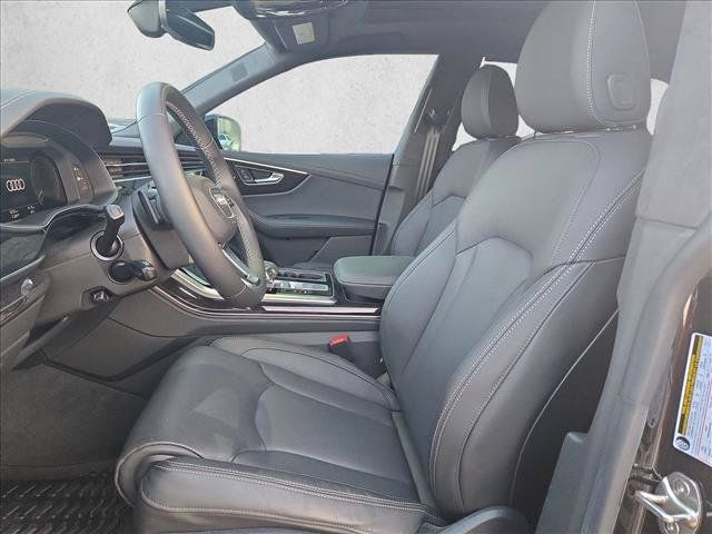 Used 2025 Audi Q8 Prestige AWD/4WD image 16