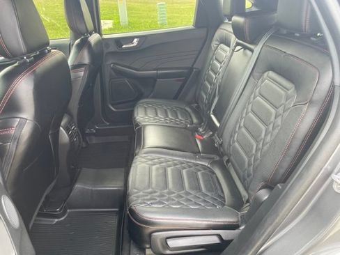 Certified 2023 Ford Escape ST-Line Elite w/ Premium Technology Package AWD/4WD image 18