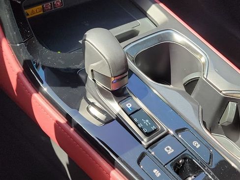 Used 2025 Lexus NX 250 FWD w/ Towing Package (2000 Lbs) image 32