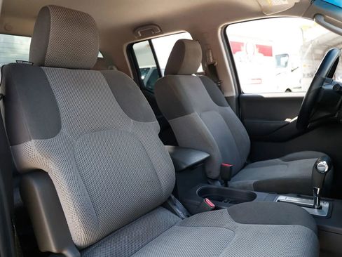 Used 2010 Suzuki Equator Sport RWD image 22