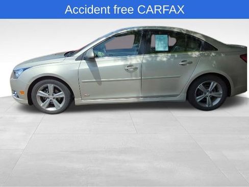 Used 2013 Chevrolet Cruze LT w/ Enhanced Safety Package FWD image 3