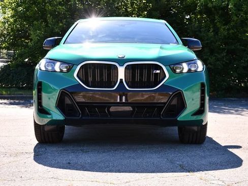 Used 2026 BMW X6 M60i AWD/4WD image 2