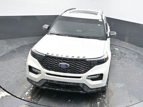 Used 2021 Ford Explorer ST w/ Premium Technology Package image 40