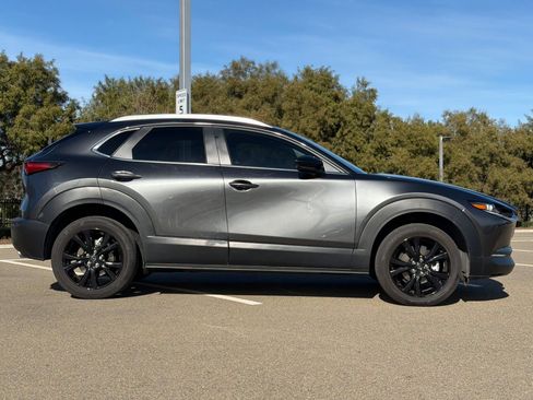 Used 2025 MAZDA CX-30 AWD 2.5 S w/ Select Sport Pkg image 3