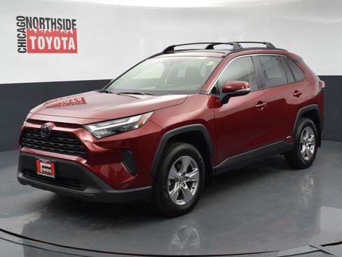 Used 2025 Toyota RAV4 XLE w/ Convenience Package AWD/4WD image 8