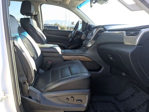 Used 2020 GMC Yukon XL Denali w/ Open Road Package image 21