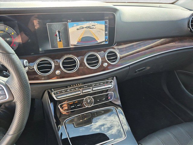 Used 2018 Mercedes-Benz E 300 image 12