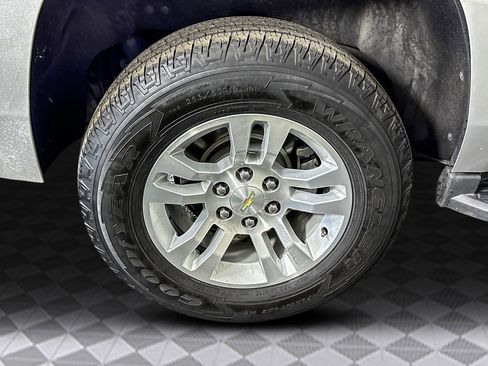 Used 2019 Chevrolet Tahoe LT image 36