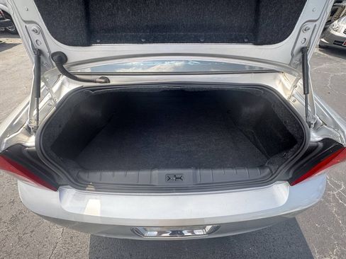 Used 2013 Lexus ES 350 w/ Luxury Pkg FWD image 24