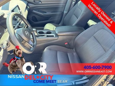 Used 2024 Nissan Altima 2.5 S FWD image 13