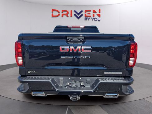 New 2026 GMC Sierra 1500 Elevation w/ Elevation Premium Package AWD/4WD image 4