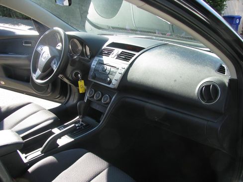 Used 2013 MAZDA MAZDA6 i Sport FWD image 13