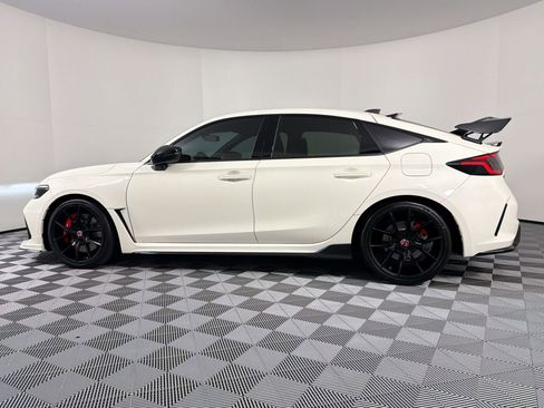 Used 2025 Honda Civic Type R image 2