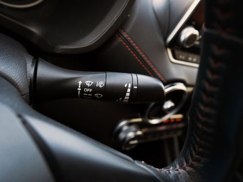 Used 2023 Nissan Sentra SR w/ SR Premium Package image 24