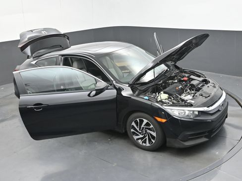 Used 2016 Honda Civic LX-P image 41