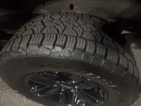 Used 2020 Chevrolet Silverado 1500 LT Trail Boss image 6