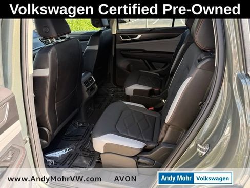 Used 2024 Volkswagen Atlas Peak Edition SEL AWD/4WD image 20