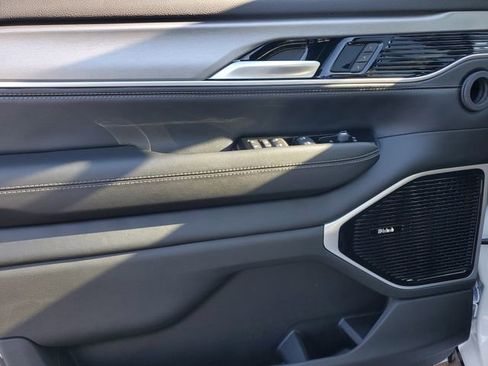 New 2026 Jeep Grand Wagoneer Limited image 22