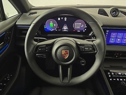 Certified 2025 Porsche Macan 4S Electric image 30