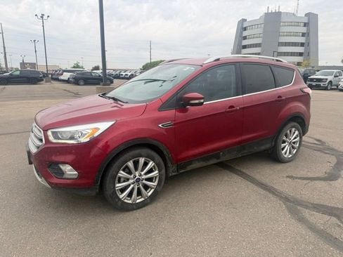 Used 2017 Ford Escape Titanium AWD/4WD image 6