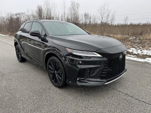 Used 2023 Lexus RX 500h F Sport image 3