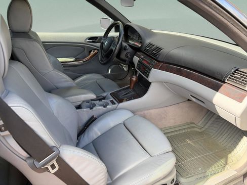 Used 2006 BMW 325Ci Convertible image 17