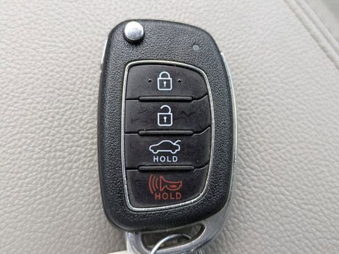 Used 2018 Hyundai Sonata SE image 33