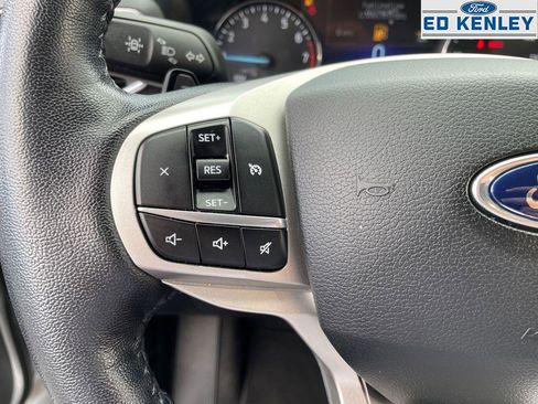 Used 2021 Ford Explorer XLT w/ Equipment Group 202A image 16