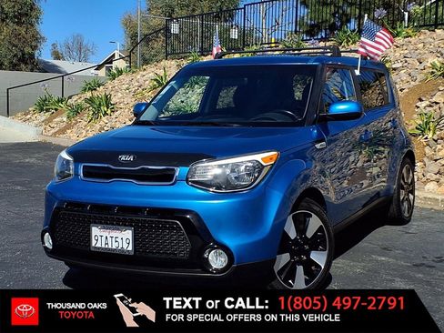 Used 2016 Kia Soul + w/ Designer's Package image 1