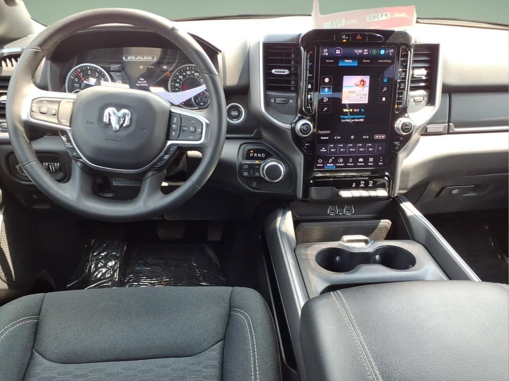 Used 2025 RAM 1500 Big Horn AWD/4WD image 9