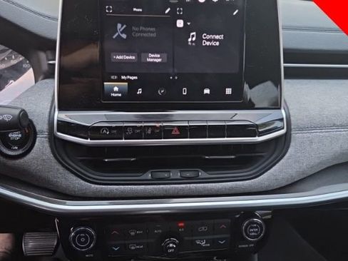 Used 2022 Jeep Compass Latitude w/ Convenience Group AWD/4WD image 6