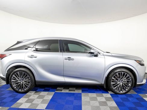 Used 2024 Lexus RX 350 FWD w/ Convenience Package image 5