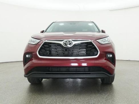 New 2026 Toyota Highlander Limited AWD/4WD image 31