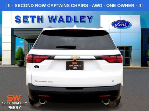 Used 2023 Chevrolet Traverse LT image 4