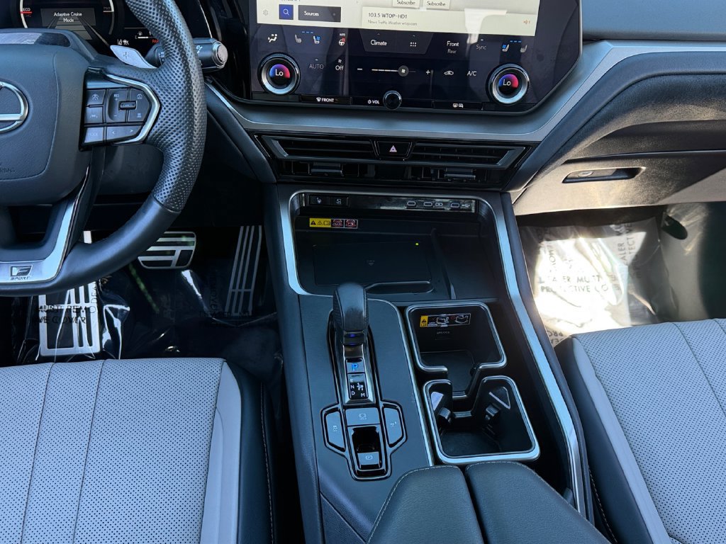 Certified 2026 Lexus TX 500h AWD w/ Technology Package image 15