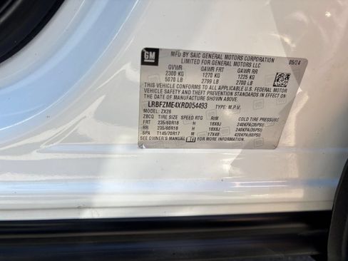 Used 2024 Buick Envision Preferred AWD/4WD image 24