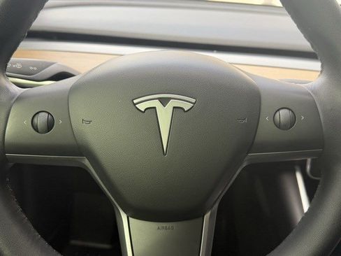 Used 2020 Tesla Model 3 Performance image 11