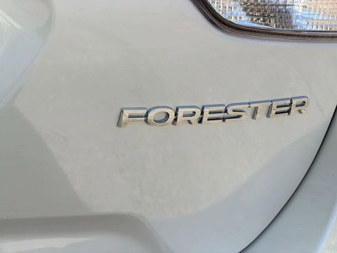Certified 2023 Subaru Forester Premium image 13