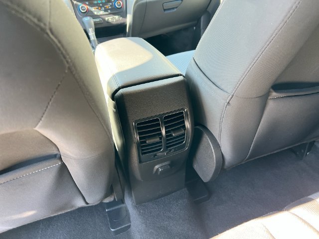 Used 2017 Ford Escape SE AWD/4WD image 23