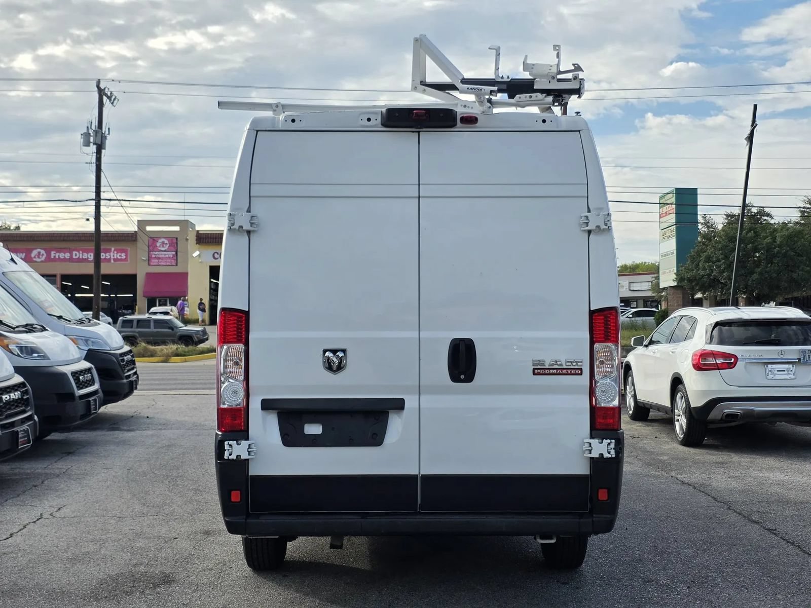 Used 2022 RAM ProMaster 3500 FWD image 3