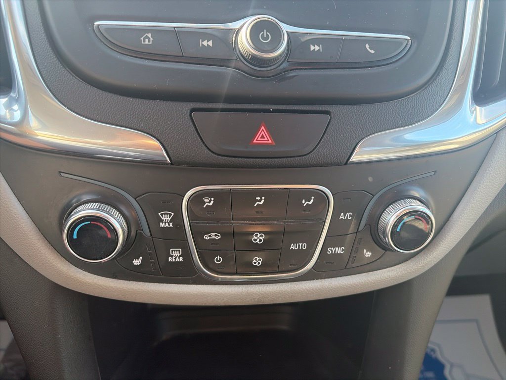 Used 2020 Chevrolet Equinox LT FWD image 23