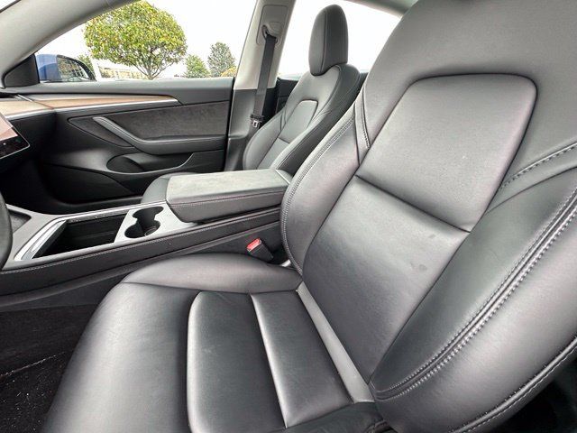 Used 2023 Tesla Model 3 Standard Range RWD image 18